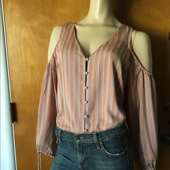 L’ Academic Cold Shoulder Sexy long Sleeve Top M - Picture 1 of 6